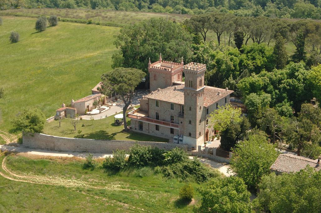Relais Castelluccio Palusse Guest House Citta della Pieve Exterior photo