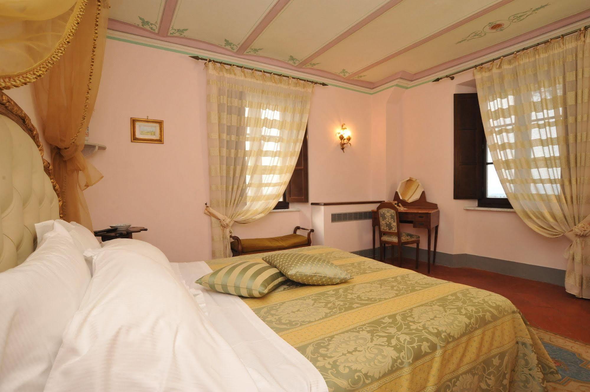 Relais Castelluccio Palusse Guest House Citta della Pieve Exterior photo